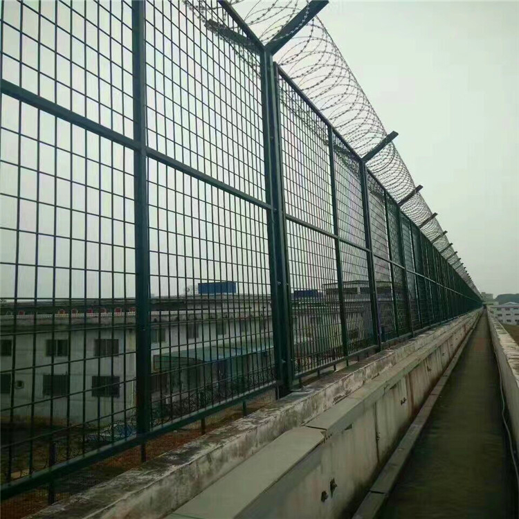 机场监狱护栏