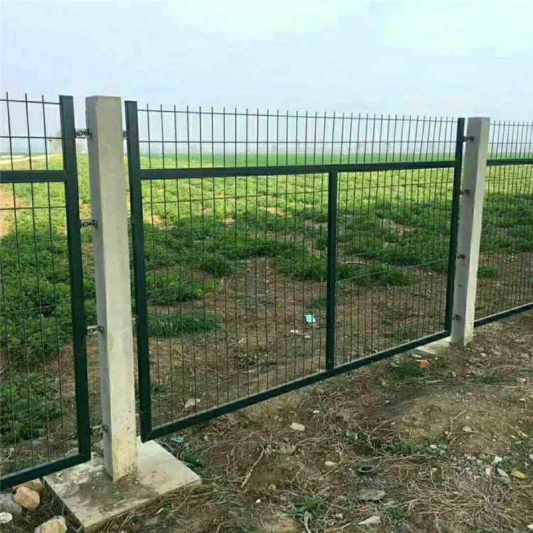 铁路护栏网