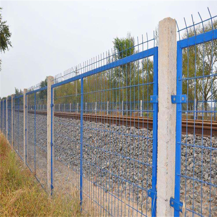 铁路护栏网